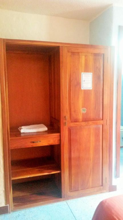 Hostal Estrella De Mar Puerto Ayora  Δωμάτιο φωτογραφία