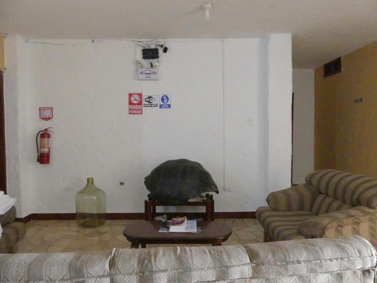 Hostal Estrella De Mar Puerto Ayora  Εξωτερικό φωτογραφία