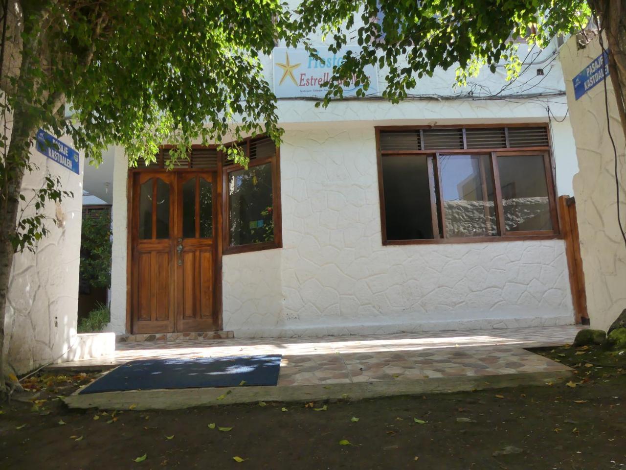 Hostal Estrella De Mar Puerto Ayora  Εξωτερικό φωτογραφία