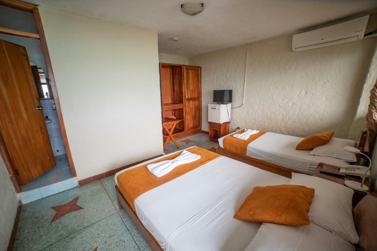 Hostal Estrella De Mar Puerto Ayora  Εξωτερικό φωτογραφία