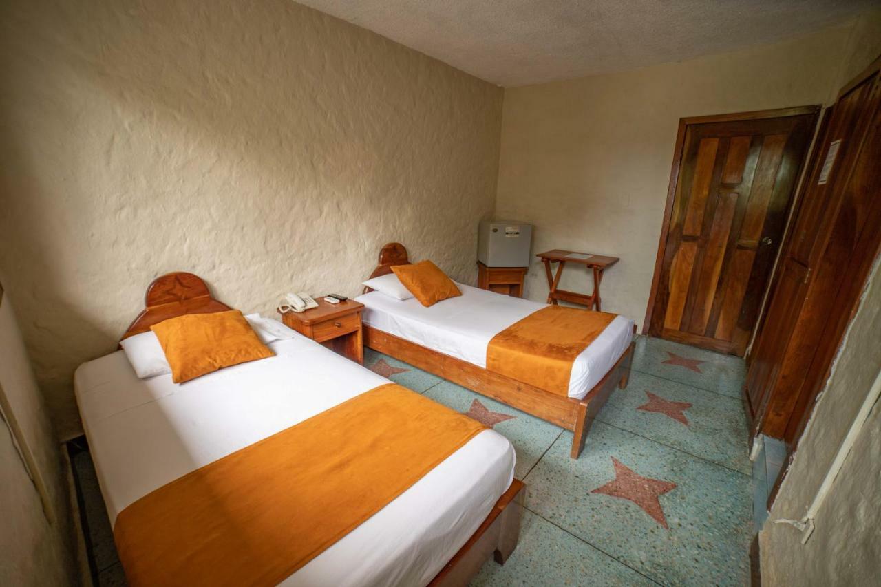 Hostal Estrella De Mar Puerto Ayora  Εξωτερικό φωτογραφία