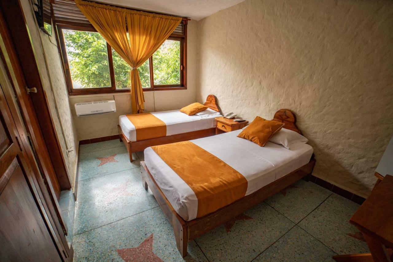 Hostal Estrella De Mar Puerto Ayora  Εξωτερικό φωτογραφία